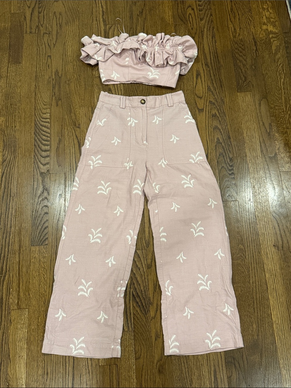 Zara Dusty Pink Wide-Leg Pants with White Embroidered Motif